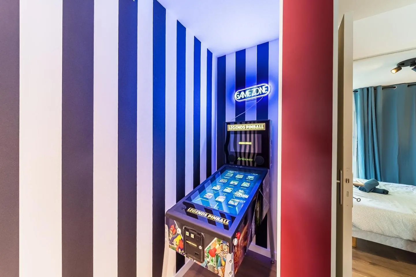 Superbe 5 Pieces 90M2 - Escape Party, 8Pers Διαμέρισμα