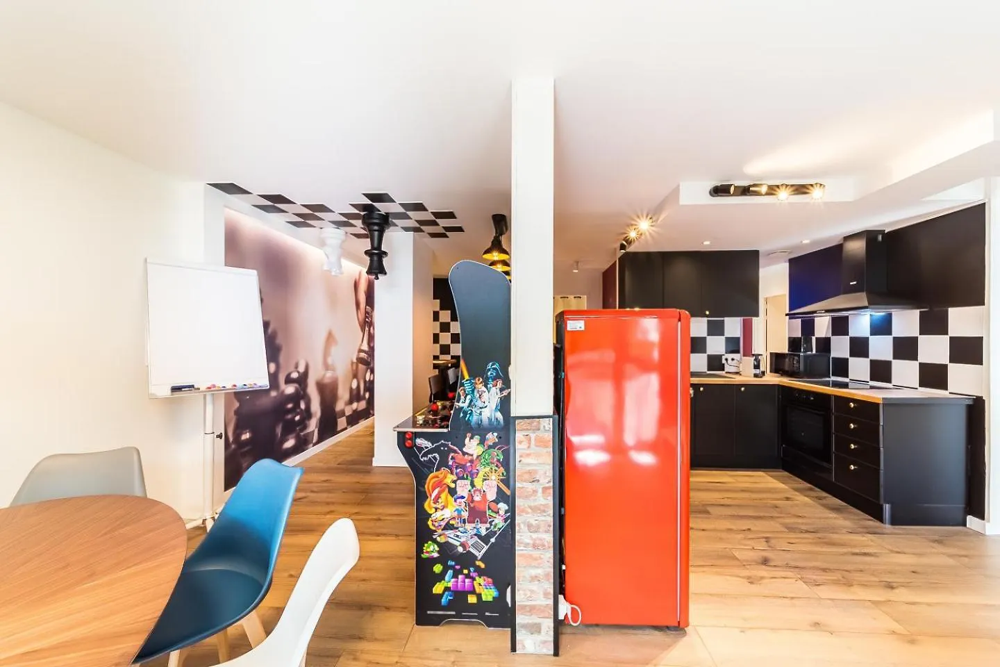 Διαμέρισμα Superbe 5 Pieces 90M2 - Escape Party, 8Pers